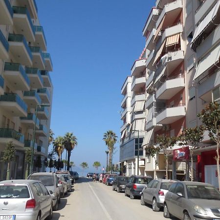 Renting House Влёра Экстерьер фото